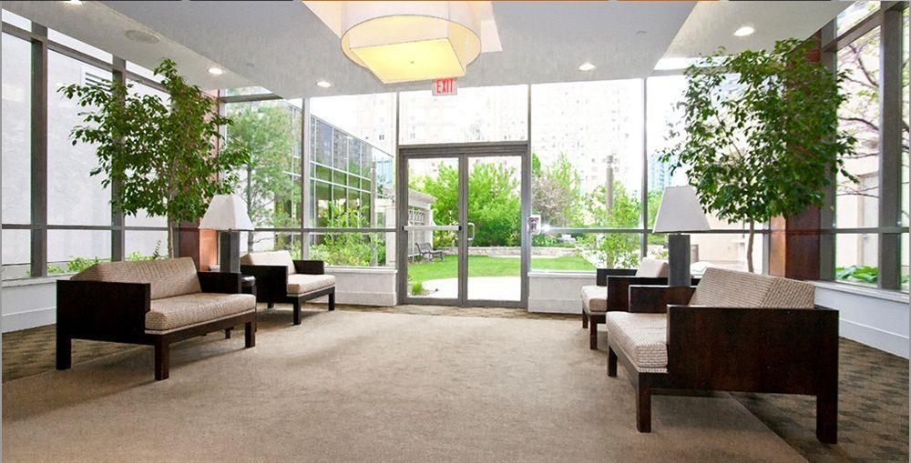 Downtown Mississauga Executive Suites Sq1 Kültér fotó