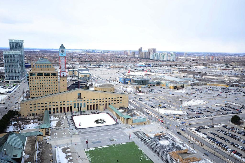 Downtown Mississauga Executive Suites Sq1 Kültér fotó